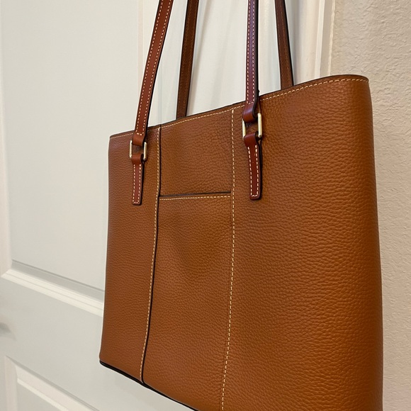 Authentic Dooney & Bourke tote - Picture 10 of 10